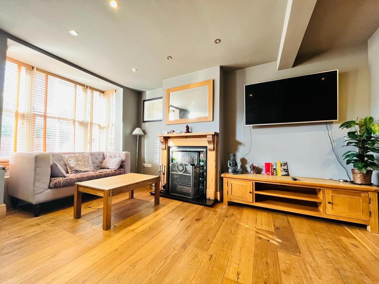Simpsons Cottage - Grove Road Cottages Стратфорд-апон-Эйвон Экстерьер фото
